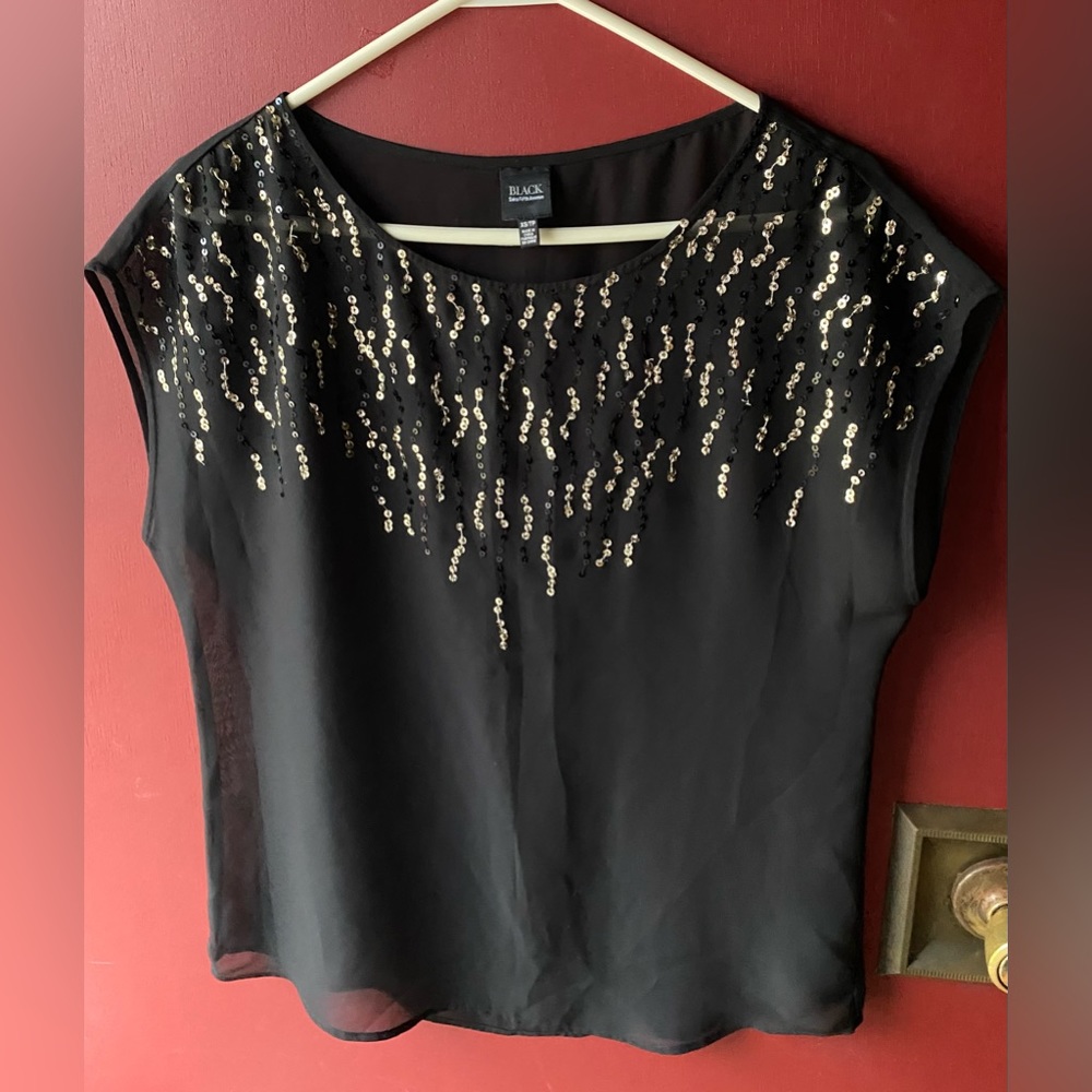 Saks Fifth Avenue XS Black Sequined Top EUC